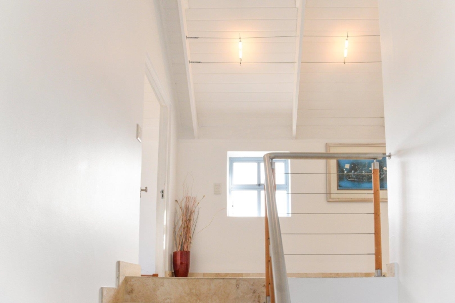 To Let 3 Bedroom Property for Rent in Big Bay Western Cape